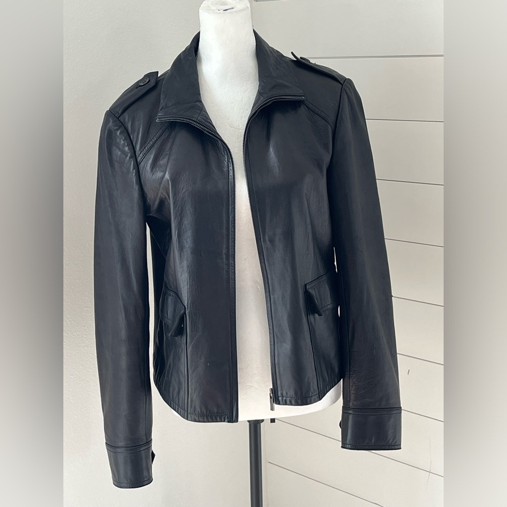 Ann Taylor 100% Leather Black Moto Full Zip Jacket pockets Women’s size medium